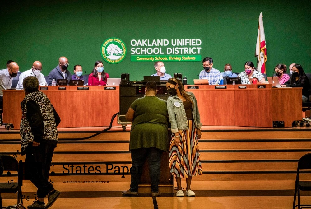 Oakland school district says it failed to properly warn parents about lead in water